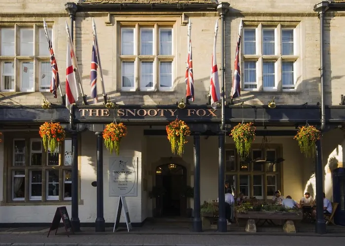 The Snooty Fox